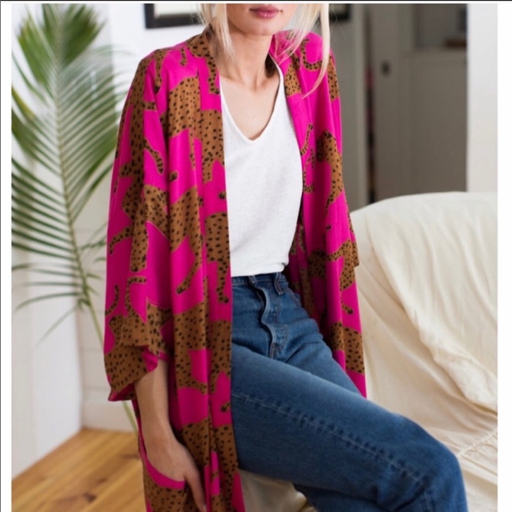 Emerson Fry Fete Kimono. Cheetah. NWT. Xs/S